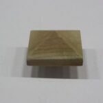 Paalornament piramide, hout