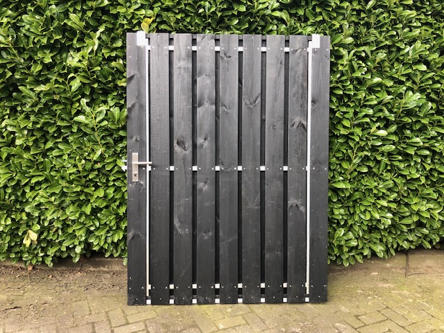 Tuinpoort in kleur
